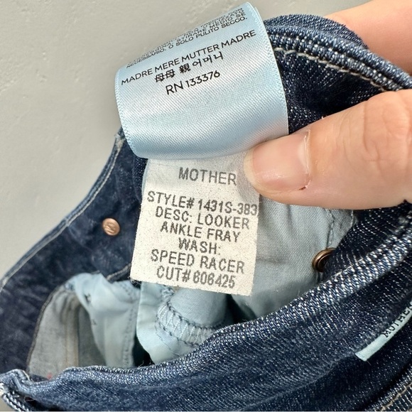 MOTHER The Looker Ankle Fray Skinny Jeans in Speed Racer - Picture 7 of 8